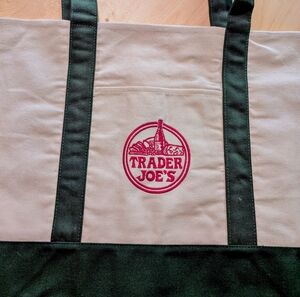 NEW Trader Joe's Large Canvas Tote In Green and White